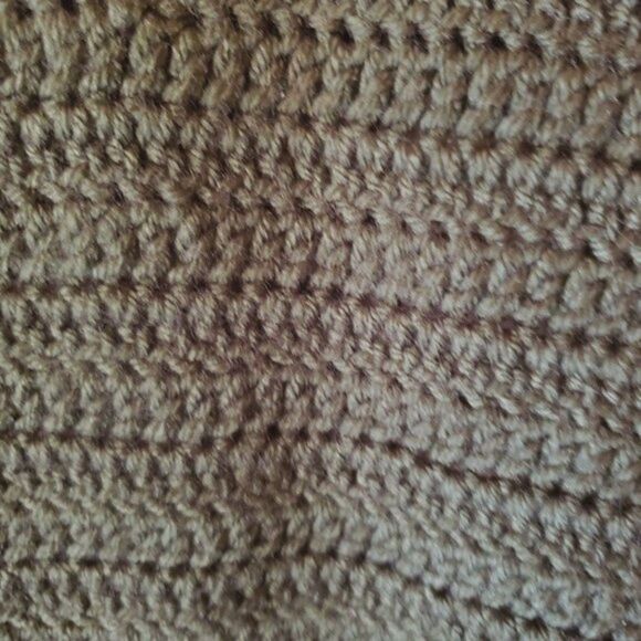 Handknit Large Pocket Scarf - Picture 2 of 4